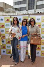 Kaykashan Patel,Reena Karnani & Bijal Meswani at the launch of Lipton Clear Green in Mumbai on 15th Sep 2009.JPG